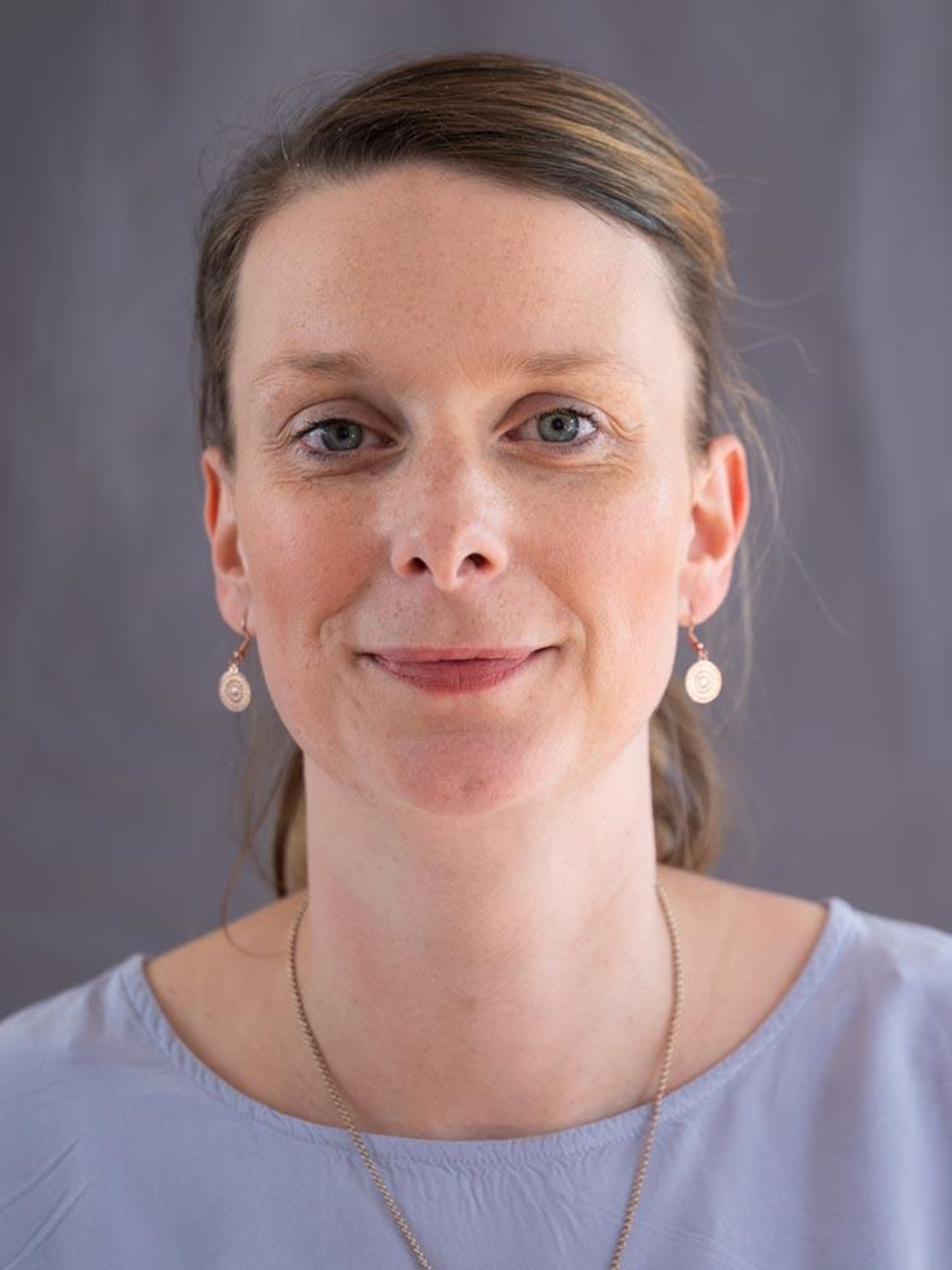 Porträtfoto von Vanessa Harms, Leitung Haus Borgfelde