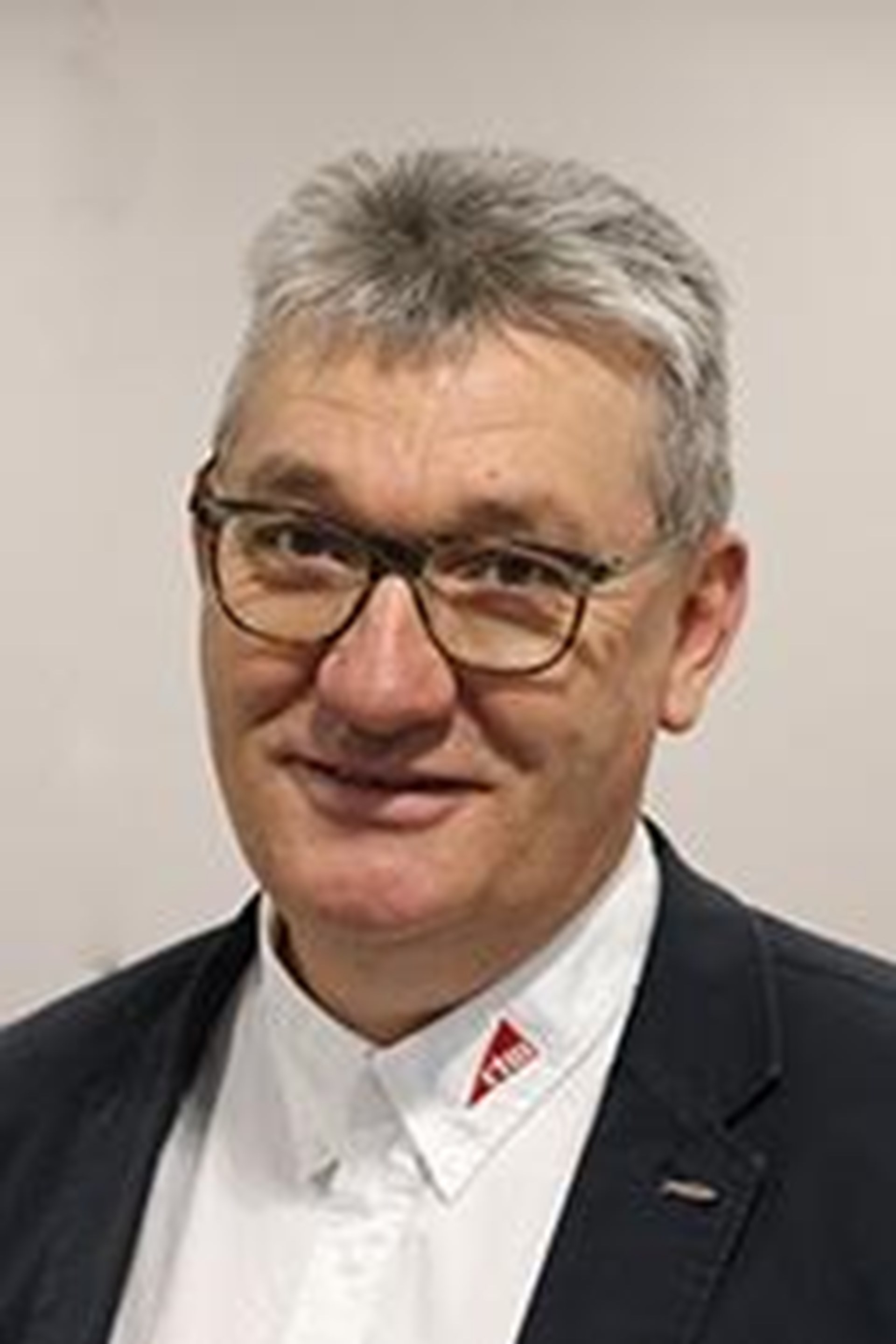 Portrait des Einrichtungsleiters Frank Hornickel